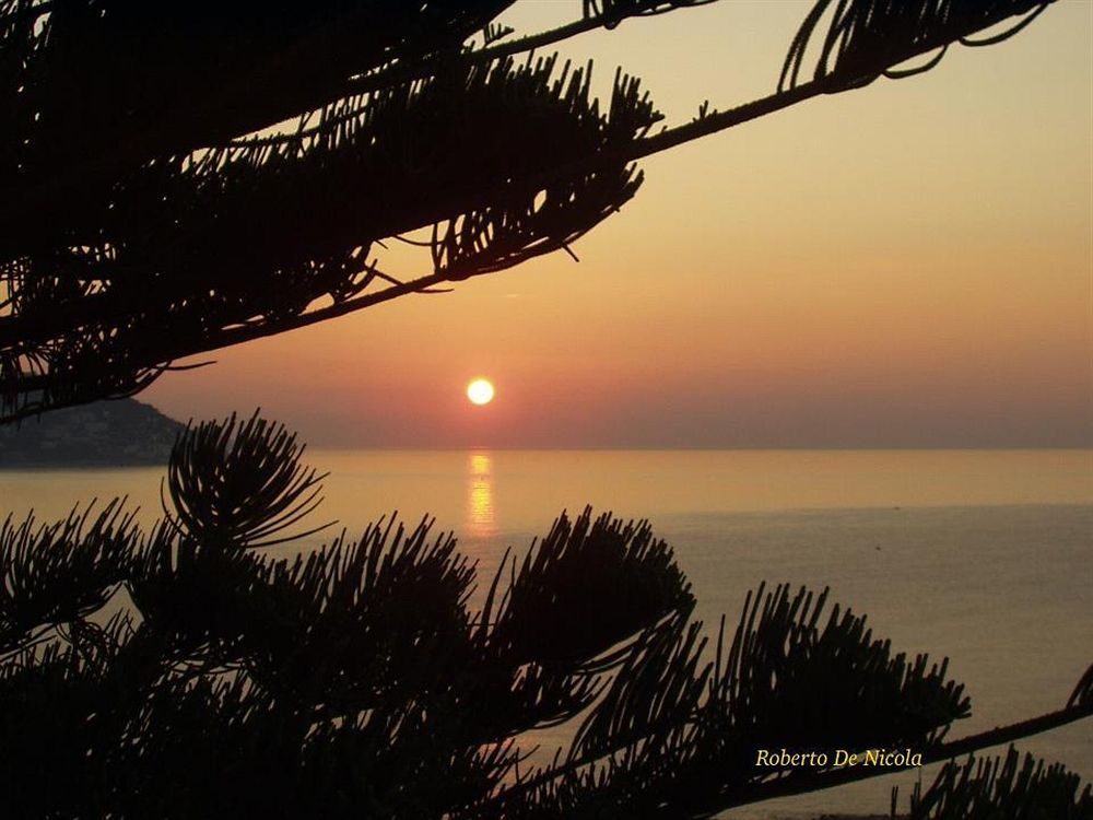 Hotel Della Punta Bordighera Bagian luar foto