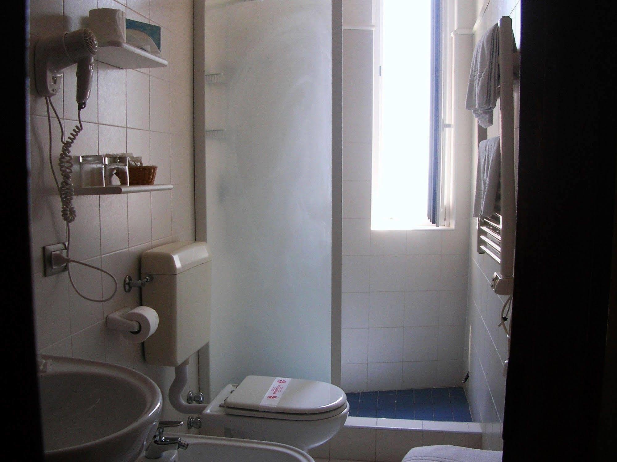 Hotel Della Punta Bordighera Bagian luar foto