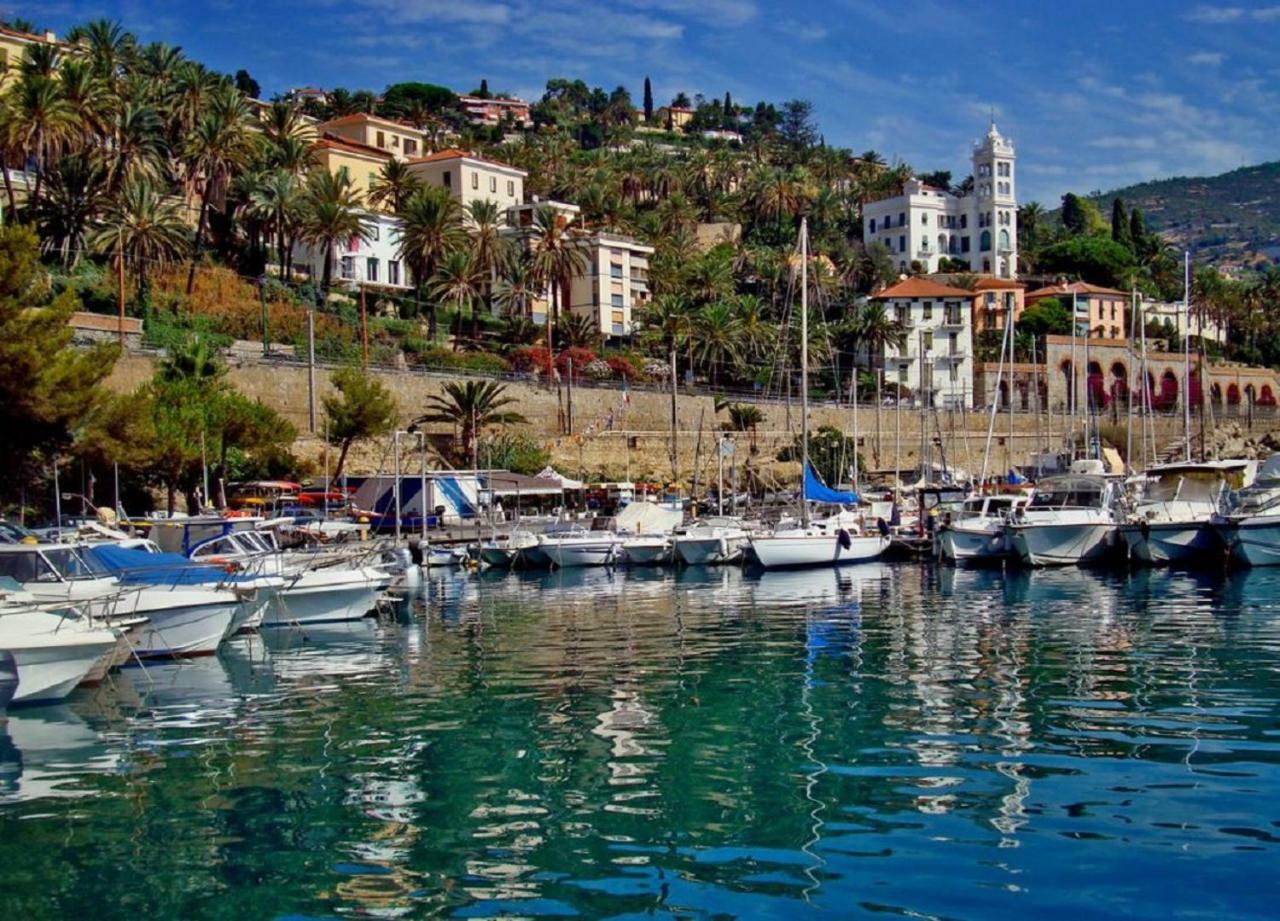 Hotel Della Punta Bordighera Bagian luar foto