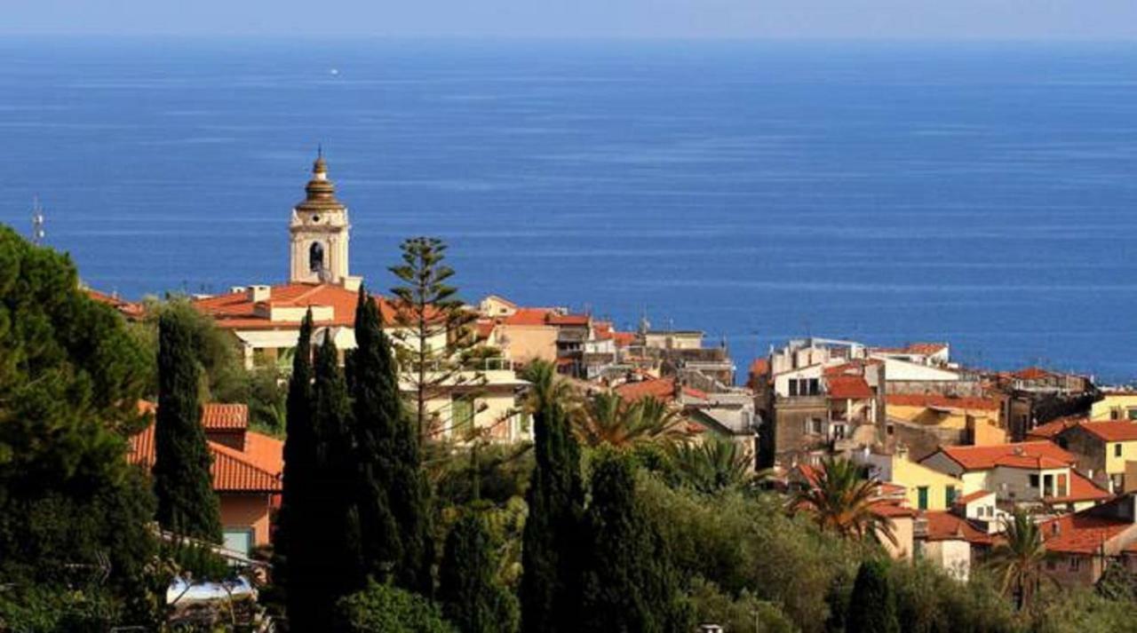 Hotel Della Punta Bordighera Bagian luar foto