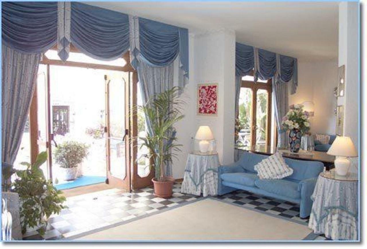 Hotel Della Punta Bordighera Bagian luar foto